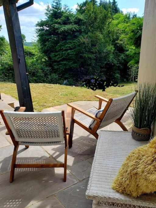 3 Bedroom 3 Bathroom Ground Floor Condo With Veranda Reigate Eksteriør bilde